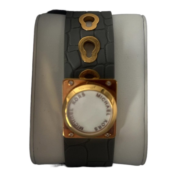 Michael Kors Access Reade Mka101008 Grey/Mother of Pearl Activity Tracker - Picture 2 of 11